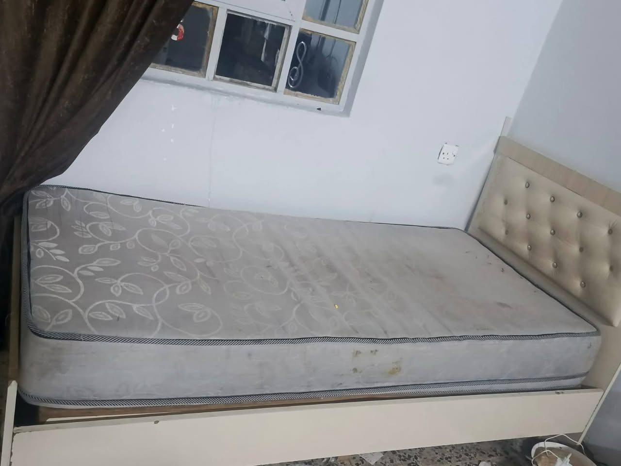 للبيع تخت وقنصور نضيفات عنواني موصل حي عدن سعر خاص


**إذا كنت صاحب هذا الإعلان وتريد حذفه لأي سبب، رجاءا أرسل رسالة إلى الدعم الفني**