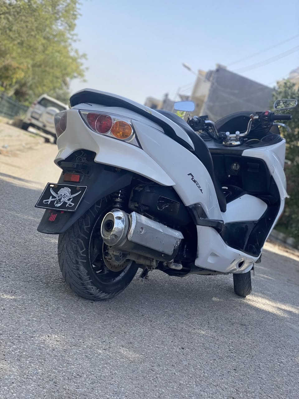 السلام عليكم فورزا0/10 S7 كير ملغي دراجه نضيفه كلش شوف العين وعليها ادامه كامله باتري جديد لايتات عدسه ثلجي واصفر زوج تايرات قايش جديد بيها نقوصات بسيطه عنواني بغداد السعر1100 وماكو هيج نضافه وهيج سعر للستفسار ***********
