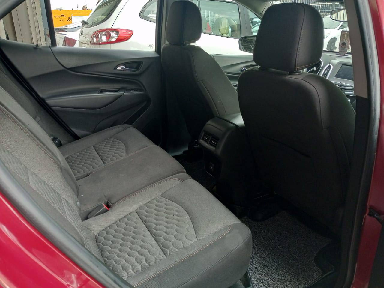 السلام عليكم 
شوفرليت اكينوس موديل 2020 
مواصفات ال تي 👉🏻👉🏻👉🏻👉🏻
🍂🍂🍂🍂🍂
تحديد مسار الشارع 
كروز لتثبيت سرعه الشارع 
رادار امامي رادار جانبي 
توقف ذاتي طوارئ 
شاشه اعطال السياره 
شاشه جي بي اس ملاحه 
ويلكم حجم 18 انش 
محرك حجم 1500 توربه 
جير اوتوماتيك 8 نمره 
اوتو هولد اوتو بارك 
هاند بريك بصمه 
صندوق كهربائي خلفي 
نظام اعطال 
نظام انزلاق 
لايت ال اي دي زينون 
كشافات امامي ضباب 
تبريد تكييف الهواء امامي خلفي 
كشنات مخمليه 
كشن كهربائي سائق 
🍂🍂🍂🍂🍂🍂
وبعد بها مواصفات 
المحرك والجير بحاله ممتازه 
رقم الشاصي منزل بالاعلان 
السياره بدون صبغ 
سعر المطلوب 138 ورقه ومجال للطيبين 
للاستفسار اتصال هاتفي مباشر 
***********
***********
خابر وتؤمر📱
