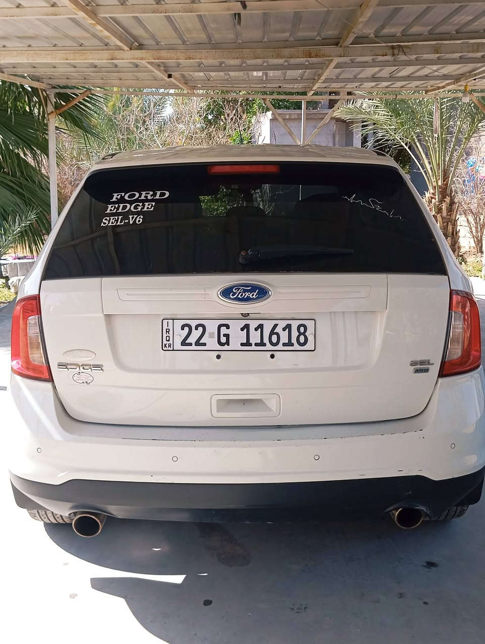 السلام عليكم ورحمة الله وبركاتة سياره فورد ايدج 2012 للبيع بدون حادث فقط مقدمة البنيد موضح بالصور
1.مكينه v6 3600 4x4
2. 5 راكب 
3. تحكمات ستيرن 
4. نظام اقتصادي بانزين عادي 
5.كشن كهربائي 
6. ماشيه 160000 
بعد بيها هواي مواصفات 
السعر 130 وبيها مجال الطيبين 
مكان السياره بابل الحله 
للاستفسار الاتصال على الارقام التاليه 
***********
***********
***********
