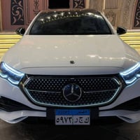 E180 ايفنجارد • ٢٠١٩ • فتحة سقف