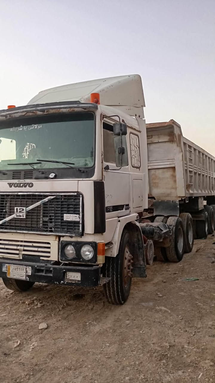 🚛 للبيع – فالفو تريلة 🚛
بسم الله الرحمن الرحيم

للبيع فالفو تريلة بحالة جيدة، جاهزة للعمل ولا تحتاج أي مصروف.

✅ المحرك ممتاز

✅ الشاصي نظيف

✅ الإطارات نص عمر 

✅ أوراقها كاملة وأصولية

✅ جاهزة للكشف والفحص

للاستفسار والمعاينة يرجى التواصل على الخاص أو الاتصال.

***********

السعر: مناسب وللجادين فقط

الموقع: كوات واسط 

الله يبارك لصاحب النصيب. 🌹

#بيع_فالفو #تريلة #شاحنات #فالفو_للبيع #العراق
