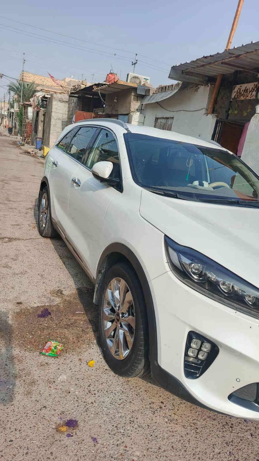 سورنتو 18 شكل ال20 سعرها 250 بيها مجال قليل كفاله 
محرك سته سلندر سياره جاهزه
تجي شوف العين احسن ***********
راسني واتساب اتصال وني 
خادم
