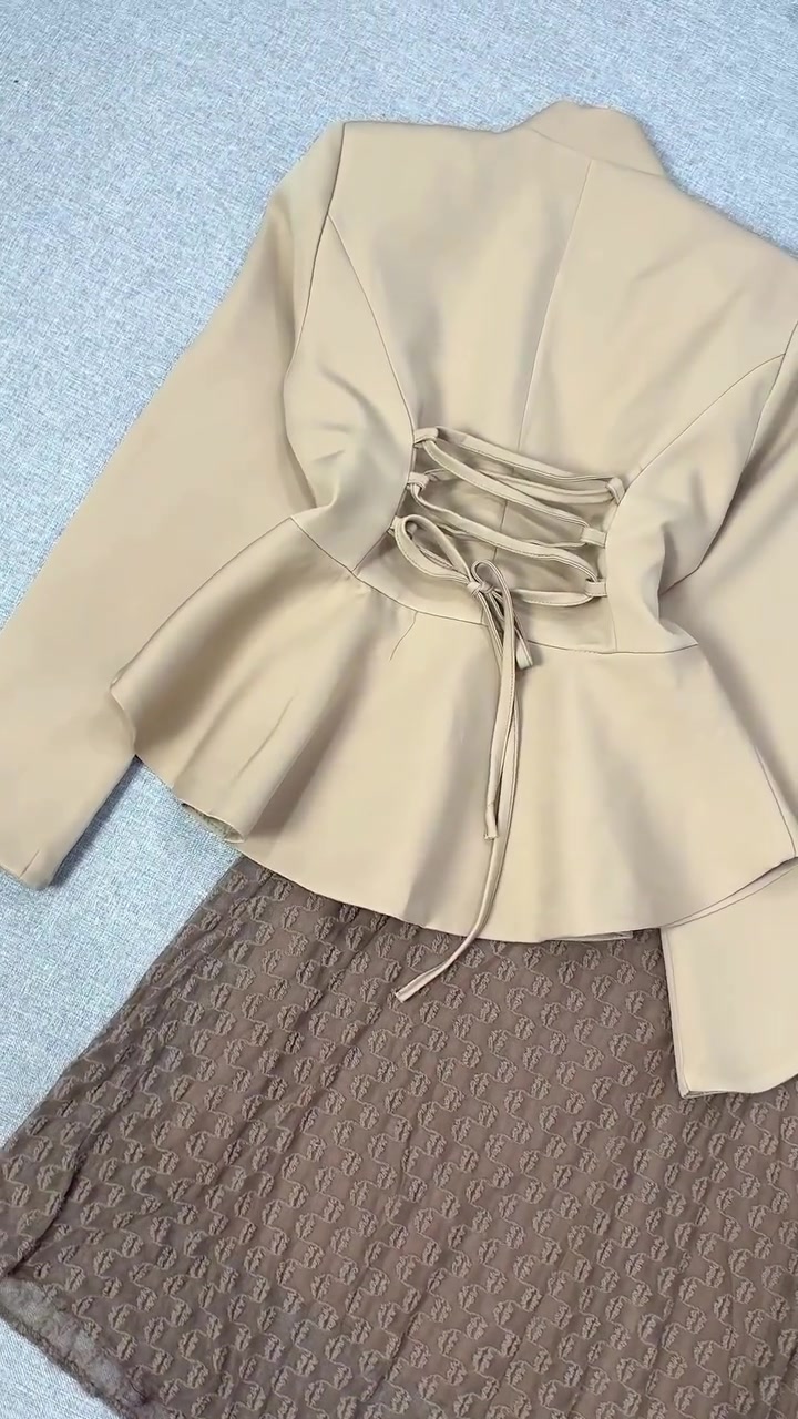 ⁨	⁨	#new_queenstyle#اكسبلور_فولو #اناقة #ازياءنسائيه #ستايل⁩⁩


**إذا كنت صاحب هذا الإعلان وتريد حذفه لأي سبب، رجاءا أرسل رسالة إلى الدعم الفني**