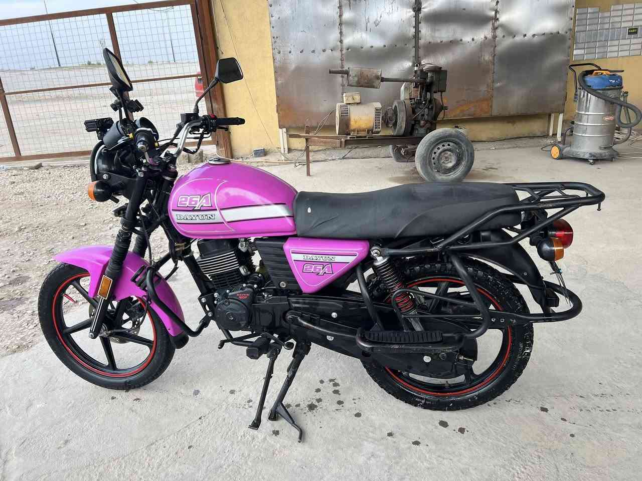 سلام عليكم شباب دايون نفخ بنفسجي موديل 2023 مكينه 200 للبيع دراجة حلوة ومآبيه برغي نقص للعلم اني مطلعه من الوكيل دراجة علة إيد وحدة أوراق اصولي مكاني بابل حلة مركز المدينه سعره. مليون و650  الي تخدمه خلي يتصل. ***********
