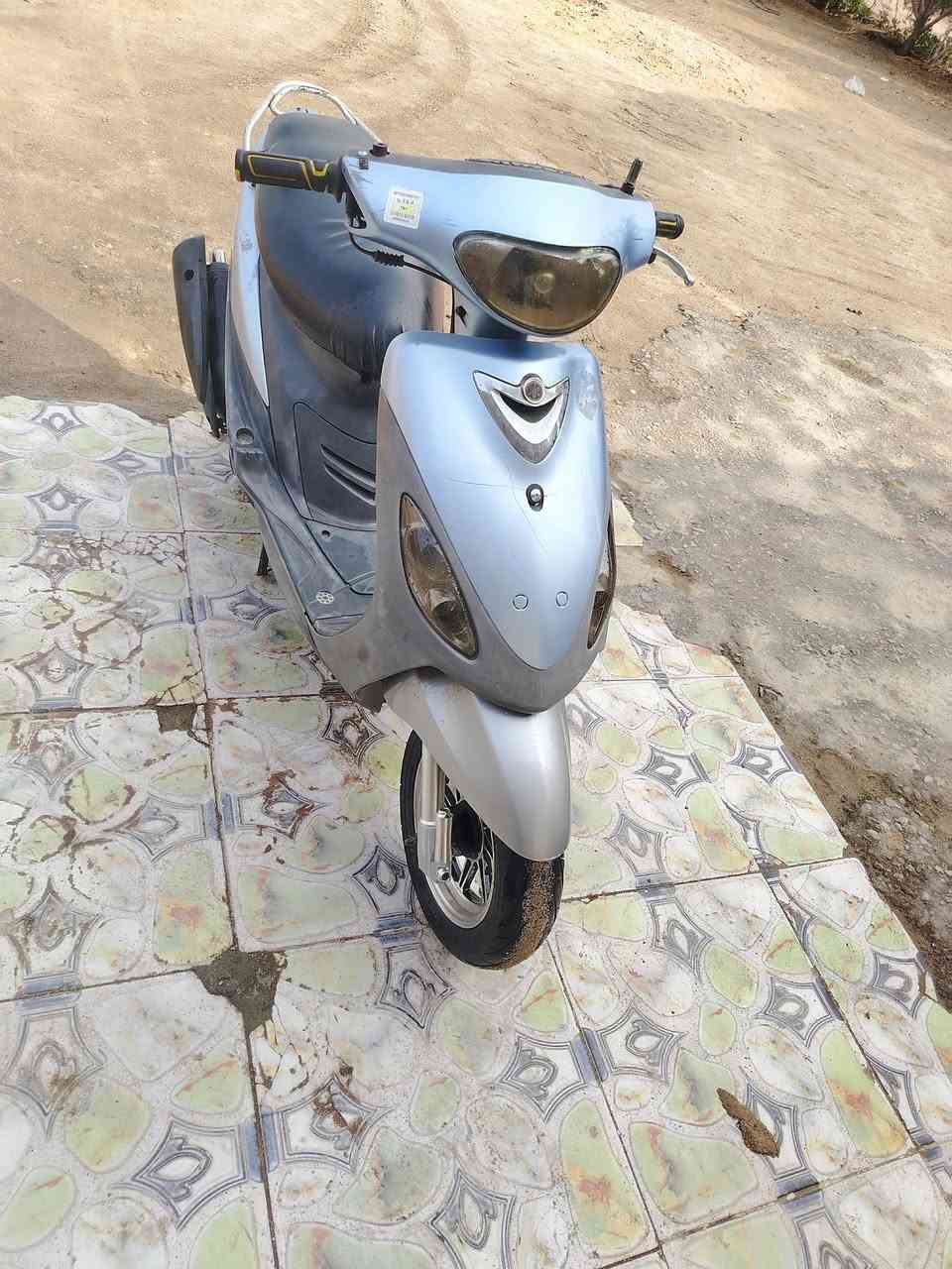 السلام عليكم ماكس اجمل للبيع دراجه مفتوحه مره واحده دراجه كلتشات رياضي الدراجه كامله كهربائيات سلف دراجه ختم واحد كفرات بلاديه مكان بصره قضاء الدير شراي تسعه الرقم ***********
