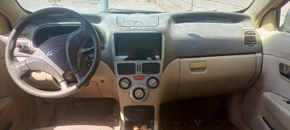 السلام عليكم شيري للبيع كير مكينه جدد كهربايات كلها شغاله حته شاشه سنويه منتهيه 19اتكفل براعي فقط سعر 13 تبريد شغال بكان زبير ***********
