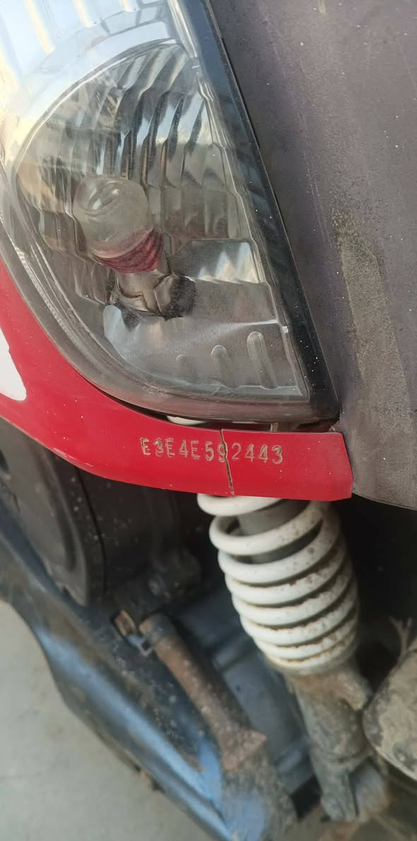 سلام عليكم 
بوليس نوزل مسطرة موديل 2013 كفاله عامه بلاديه كفرات بلاديه ختم واحد ويه المكينه مكان بابل حصوه للاستفسار
***********
