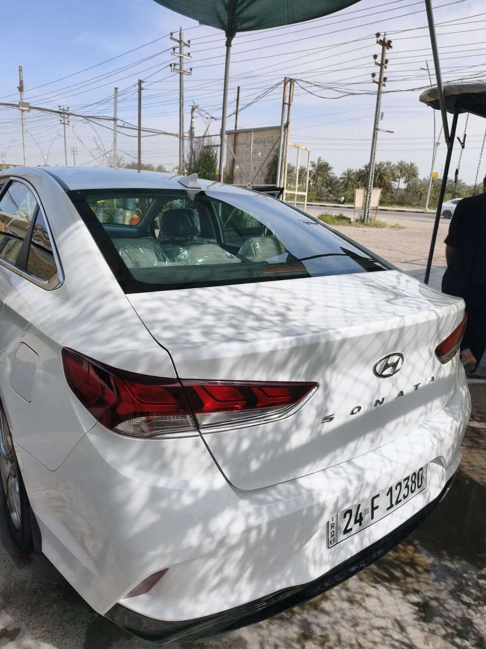 2018 رش 4 قطع بدون دواخل بدون اي ضرر ايرباكات سليمة 
فول مواصفات عدى الفتحة رقم دهوك تحويل او وكالة بكيفك
بصمة تشغيل 
اشاير مري 
بصمة ابواب 
تحكم جهتين 
3 انظمة قيادة 
كشن كهربائي
تدفئة كشنات 
شاشة كار بلي 
كاميرا بانوراما
رادارات جانبية
مثبت سرعة 
مكينة وكير بدون مشاكل 
السعر 120 وبيها مجال مكانها ديالى شهربان 
***********
