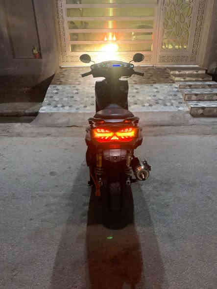 سلام عليكم سكنس شمعه للبيع مزوده فول الدراجه ماناقصها اي شي مكينه رياضي مكاني نجف 
*********** 
سعر مليونين قفل
