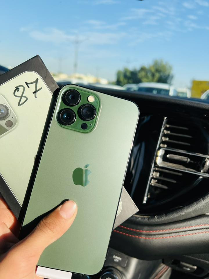 سلام عليكم أيفون 13برو ماكس ‏ لون مميز زيتوني
‏الذاكرة 256 البطارية 87 بلادي جهاز كله بلادي أخو الجديد معنى الكلمة نظافة 100% 100 شخط واحد ما أبي لون مميز جدا جديد معنى الكلمة المكان الناصرية المركز قرب شارع يا حسين شراء يجي خاص ***********￼
