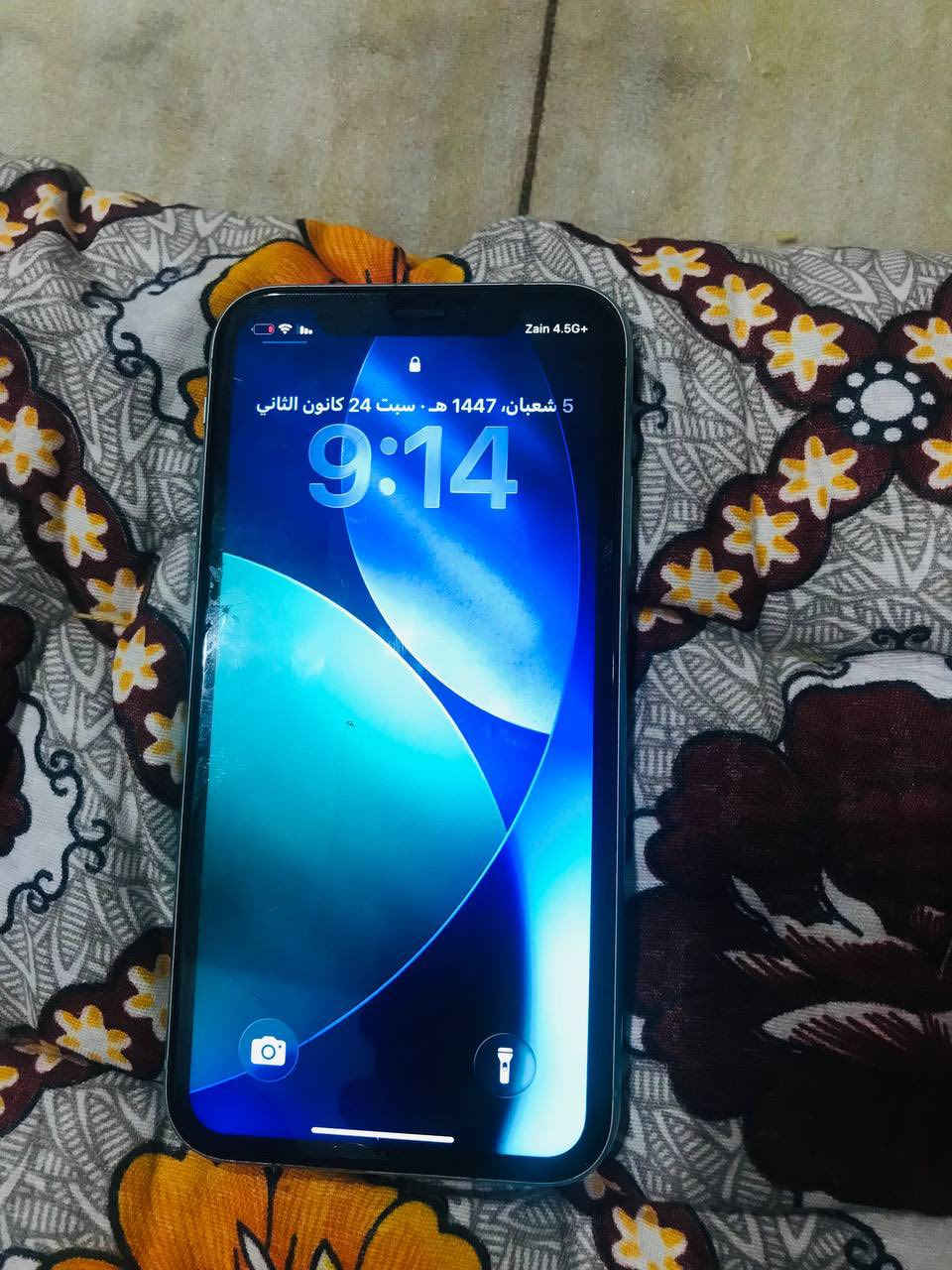 سلام عليكم شباب ايفون 11عادي مكفول من كلشي بطاريه 80 بلاديه السعر 260 قفل لا تعمل الجهاز نضيف كلش ***********
