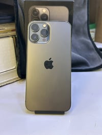 آيفون ١٣ برو ماكس • ٢٥٦ • بطارية ٨٤