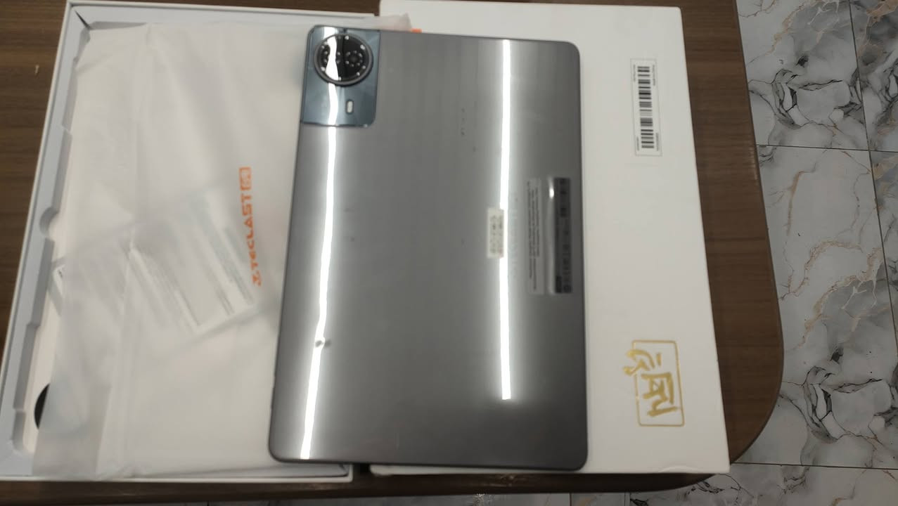 السلام عليكم 
تابلت ماركة teclast جديد لووك 
رام 6 ذاكرة 256
السعر 110 ألف 
متوفر توصيل


**إذا كنت صاحب هذا الإعلان وتريد حذفه لأي سبب، رجاءا أرسل رسالة إلى الدعم الفني**