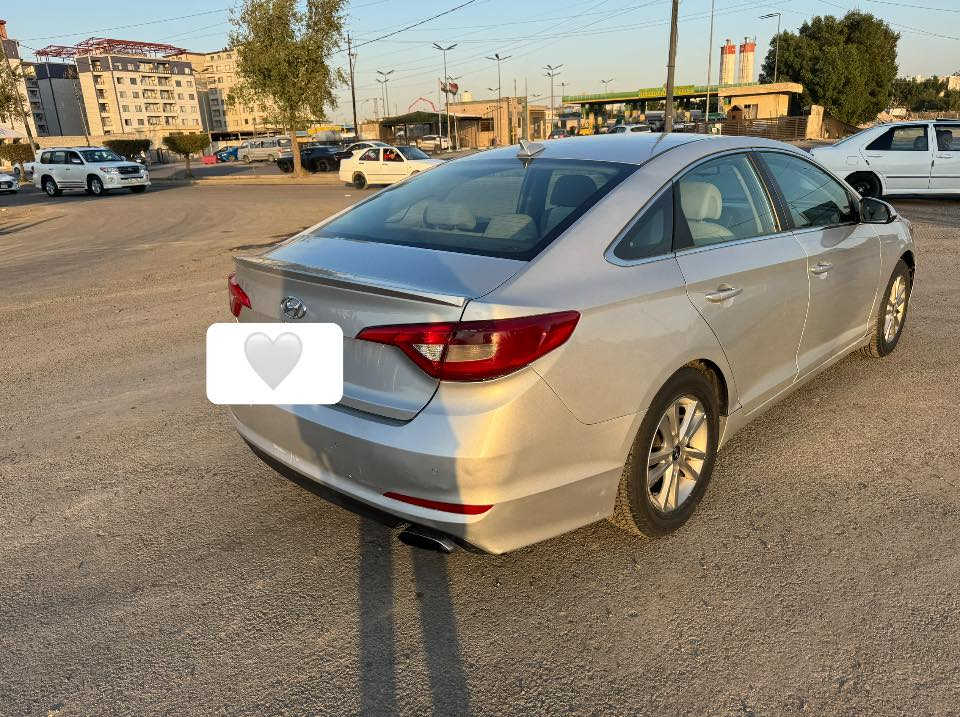 السلام عليكم
سوناتا 2016 
امريكي السيارة حادث جاملغ خلفي وبنيد وجاملغ امامي فقط 
شاشة car play
مري شفط 
محرك ٢٤٠٠
تحكم ستيرن
قطعتين تبريد 
باقي السيارة كفالة بأسمي تحويل ثاني يوم 
***********
مكاني بغداد البياع سعر السيارة 113$ وبيها مجال بيع او مراوس
