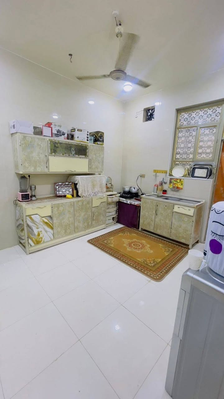 السلام عليكم بيت زراعي للبيع ناحيه الفظليه المساحه 230 متر بناء حديث الموقع شارع البيطره قريب على شارع العام  السعر المطلوب جدآ جدآ مناسب للاستفسار *********** اتصل او واتساب ❤ نستقبل كافت العروض داخل الفظليه واطرافها 🥰
