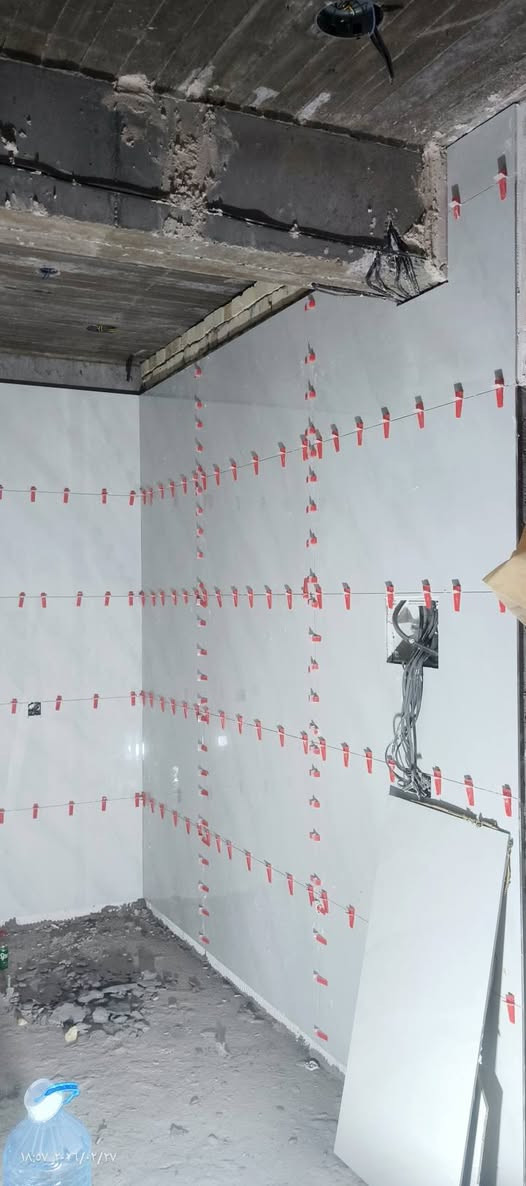 السلام عليكم اسطة سراميك جدار وارضية شغل نظيف وهندسي وسعر مناسب نشتغل محافظات متر يومية اتصل أو واتساب *********** تكدر تدخل خاص
