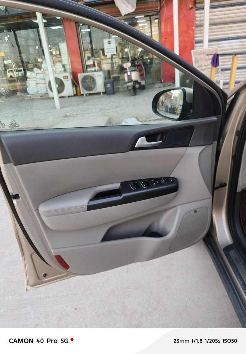 سبورتج خليجي 2018 مكفولة نظيفة جدا 
ماشيه ٣٦ الف فقطط شرط جرس ١٢٠ يدك محرك 2400 GDI 
فول مواصفات اخت الجيتي بصمة بنورما على طول سيارة
داخل جلد رصاصي مري شفط حساسات امامي خلفي هندربيك بصمة مناخ منفصل اوتو هولد كراسي الاماميه كهرباء مانع انزلاق مانع منحدرات  انارة LED كروس سرعة تحكمات استيرن فول 
السعر ٢٠٥ عنوان بغداد ***********
