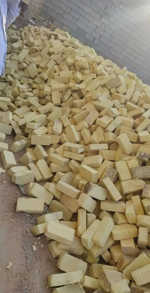 السلام عليكم ورحمه الله وبركاته طابوق شرط الون والقالب والقوه ونضافه وركن اسعار مناسبه جدا العدد 4500التواصل خاص أو نتصال ***********
