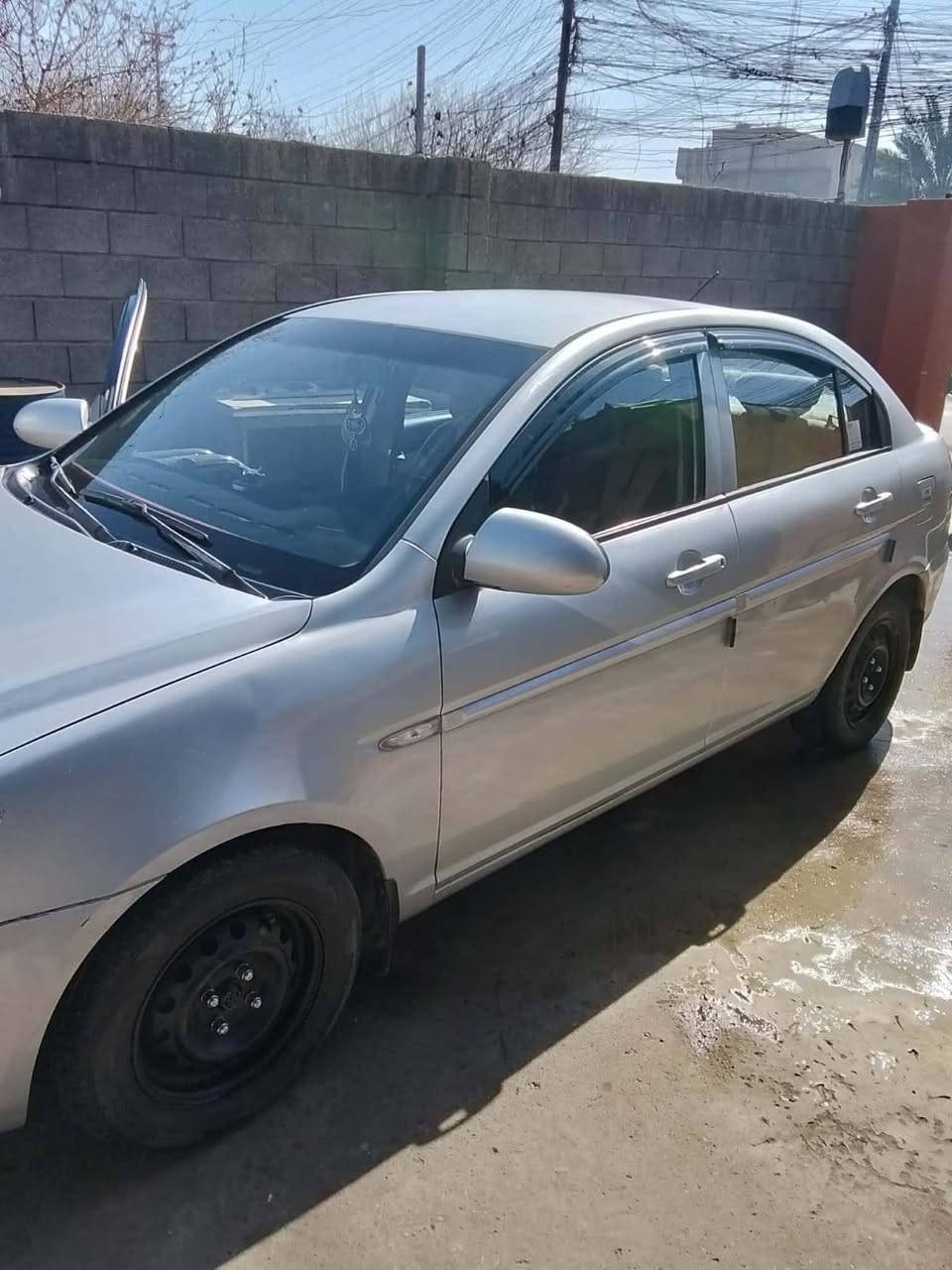 اكسنت دبدوب
الموديل ٢٠٠٩
خليجي بدون ضرر المحرك الگير شرط التبريد ثلج
طخم تايرات
الطخم جديد
بيها تقحيل
سيارة ماتصرف عليها
السعر مناسب مراوس  يرهم
الاتصال
***********
***********
