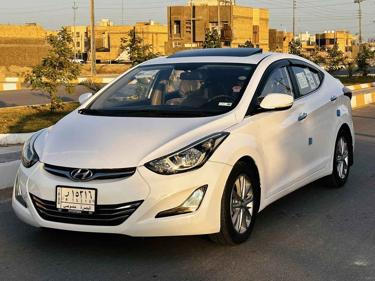 ‏سلام عليكم هونداي.النترا 2015وا خليجي رقم بصره حرة تحويل مشروع وطني فول مواصفات السيارة بيها صبغ دوسة بيها رشة في قبق الصندوق محرك 1800 تبريد حدادي سيارة جاهزة من كل شيء الاستفسار عن الرقم/*********** مكان السيارة الناصرية السعر 127 بيها مجال
