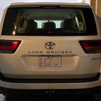 لاندكروزر GX SAS • ٢٠٢٢ • ٣٠ الف