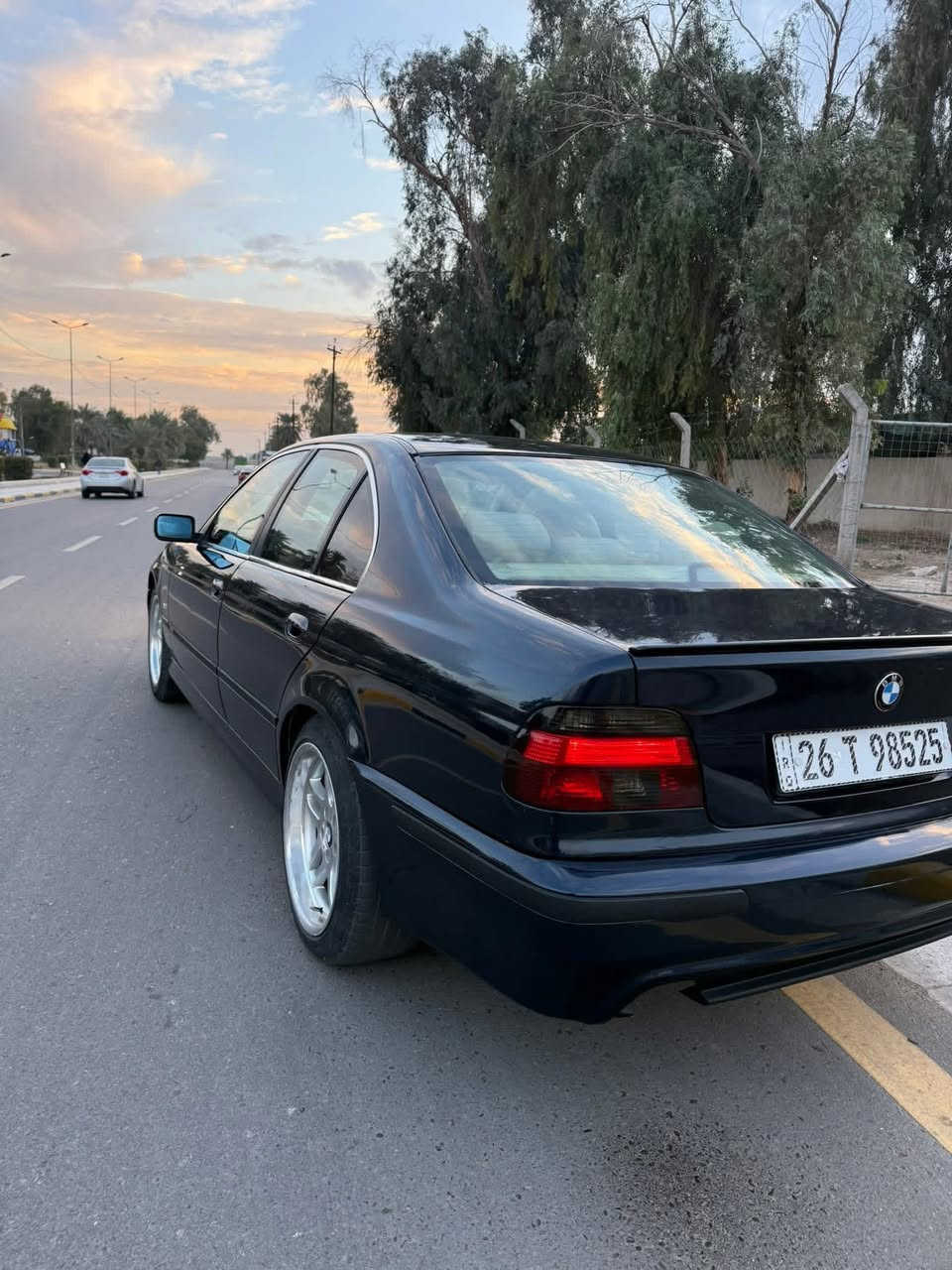 السلام عليكم
للبيع بيئم ( صقر ) موديل 1999 حجم 525

السيارة محدثة M بالكامل 

بيها 4 قطع صبغ فقط بدون قطره معجون

سياره بلاديه ماشيه 300حقيقي 

مكانها الفلوجه

السعر 105وبيها مجال 

***********
