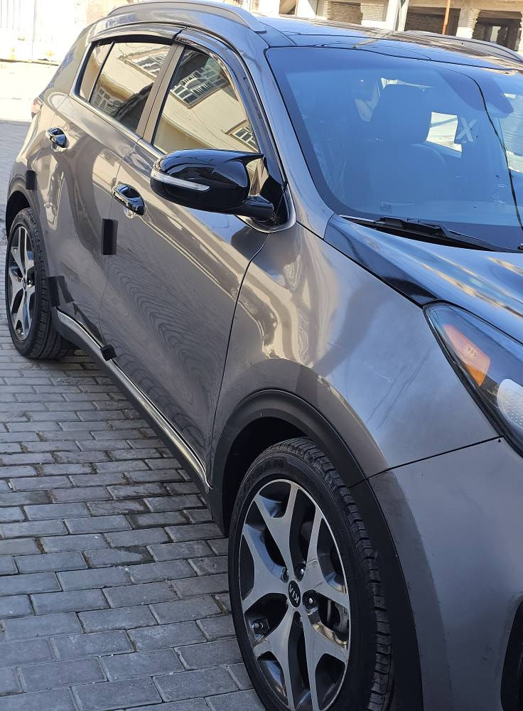 كيا سبورتج 2017 sx لمتد
بنروما بصمة تشغيل وابواب 

جنطة كهرباء 

كشنات جلد كهرباء تدفئة + تبريد + استيرن
تبريد قطعتين 

رادرات حساسات اشاير مري 

تخم تاير جديد +باتري 

مكينة ٢٠٠٠ 

السيارة فول مواصفات وجاهزة 

الحادث مرفق بلصور

السعر 160 

للاتصال ***********
