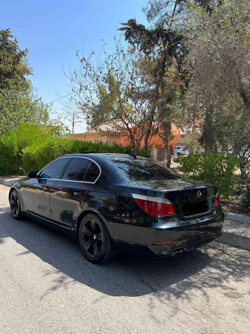 السلام عليكم ورحمة الله وبركاته
BMW N53 2008 e60
133 ورقه
فقط دعاميه امامي خلفي مصبوغ 
السياره ع وضع الشركه بدون ضربه بدون صبغ بيها بدايه جراد خفيف بل بنيد
مبرمجه محدثه اخر تحديث 2025/12
سلايت شغال
تبريد ثلج
تدفئه
تدفئه كشنات
مكينه مال كصه جديده
كير كوبرا(نورمال سبورت عادي) 
بلكات جديدت
ولف حماوه جوزه حماوه دبه راديتر جديده
تخم تاير جديد
دهن كاسترول وبانزين محسن دائما + مي ازرك
السياره بأسمي سنويه لحد 2029
فقط ساقطه هزه
مكان السياره الانبار فلوجه
متواجد واتساب او اتصال ع خط فقط
***********
