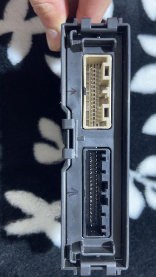 السلام عليكم كارت icm هوندا اكورد 2023 شغال 100% مابي اي مشكلة عل فحص للبيع اليخدمة يتواصل ***********
