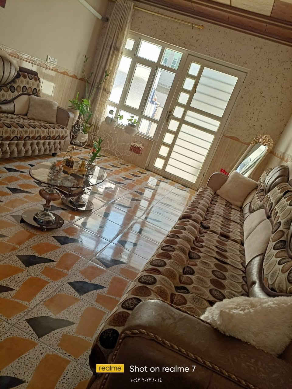 للبيع دارفي مزارع الصديق
المساحه120م واجهة6*20كارت بلديه بي بناء 2019
الارضي/غرفه+هول+استقبال+مطبخ+صحيات
الطابق الثاني/2غرفه+هول+مخزن+استقبال+صحيات
سطح عالي وناصي للاستفسار الاتصال على الارقام:
***********
***********
مكتب ابوسامرللعقار 🌹🌹
