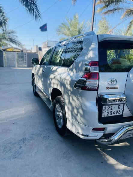 السلام عليكم 
برادو موديل 2017 سياره جديده ماشيه 111  رقم سليمانيه 
بـ اسمي مكان بغداد للبيع فقط  مكفوله عده شبرين صبغ الباب خلف السائق للاستفسار ***********
