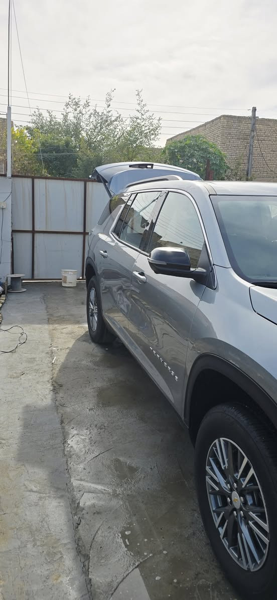 Chevrolet Traverse 2024 LT
للبيع مرقم وكامل حره السيارة بأسمي 
ماشية 6000mi 
مواصفات LT معروفه 
الحادث موضح بالصور 
مبدل باب السائق وخلفه 
وبارد بالجنطه 
للاستفسار اكثر مراسلة خاص
https://wtsi.me/9647800925577
او الاتصال . 
***********
