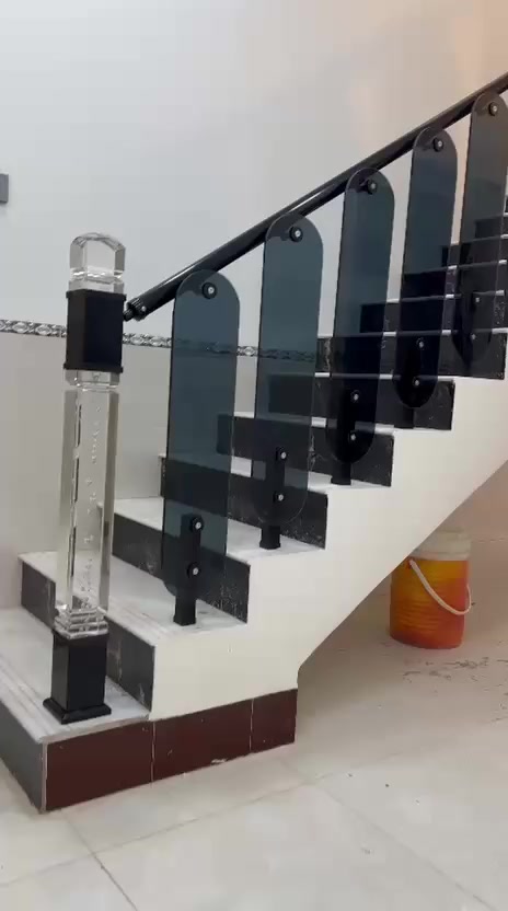 تنفيذ جميع انواع الالمنيوم
المطابخ ابواب شباك واجهات 
محجر درج كلاسك+ جام 
ابواب قاصه جي 60
موقع العمل البصره قضاء المدينه 
‏‪***********‬‏
‏‪***********‬‏
