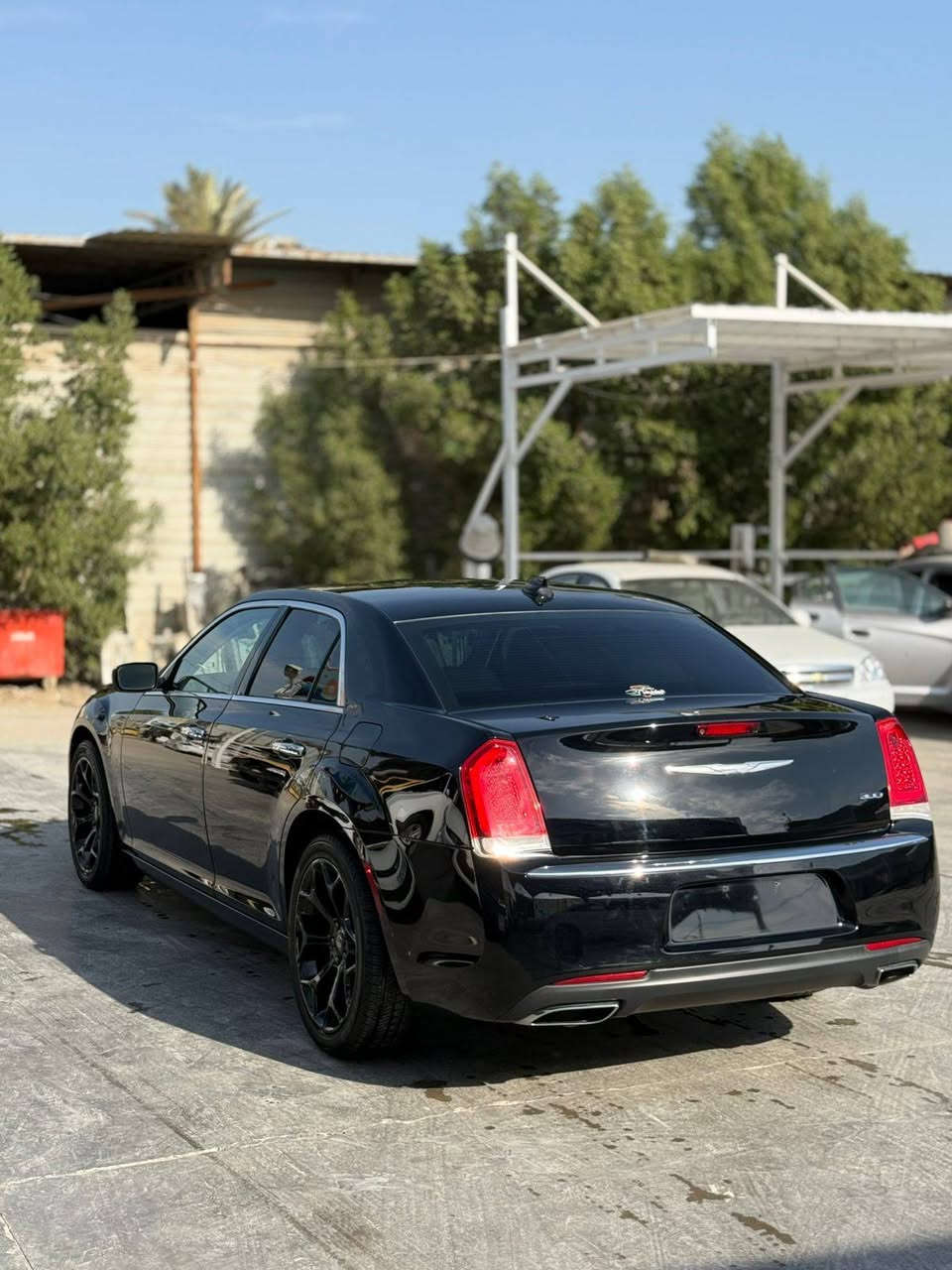 اوباما كرايسلر موديل 2018 دخول جديد كتاب ضباط
كفاله عامه من الصبغ والضربه طخه بالجاملغ الايمن تعديل بارد فقط
تقره بالسونار فتح بنيد وقبق الجنطه 
مكان السياره ديوانيه
رقم الهاتف *********** تفاصيل أكثروتساب 
صور حادث موجود
رقم سياره بغداد باسمينا
ماشيه 102 ديوانية, القادسية
