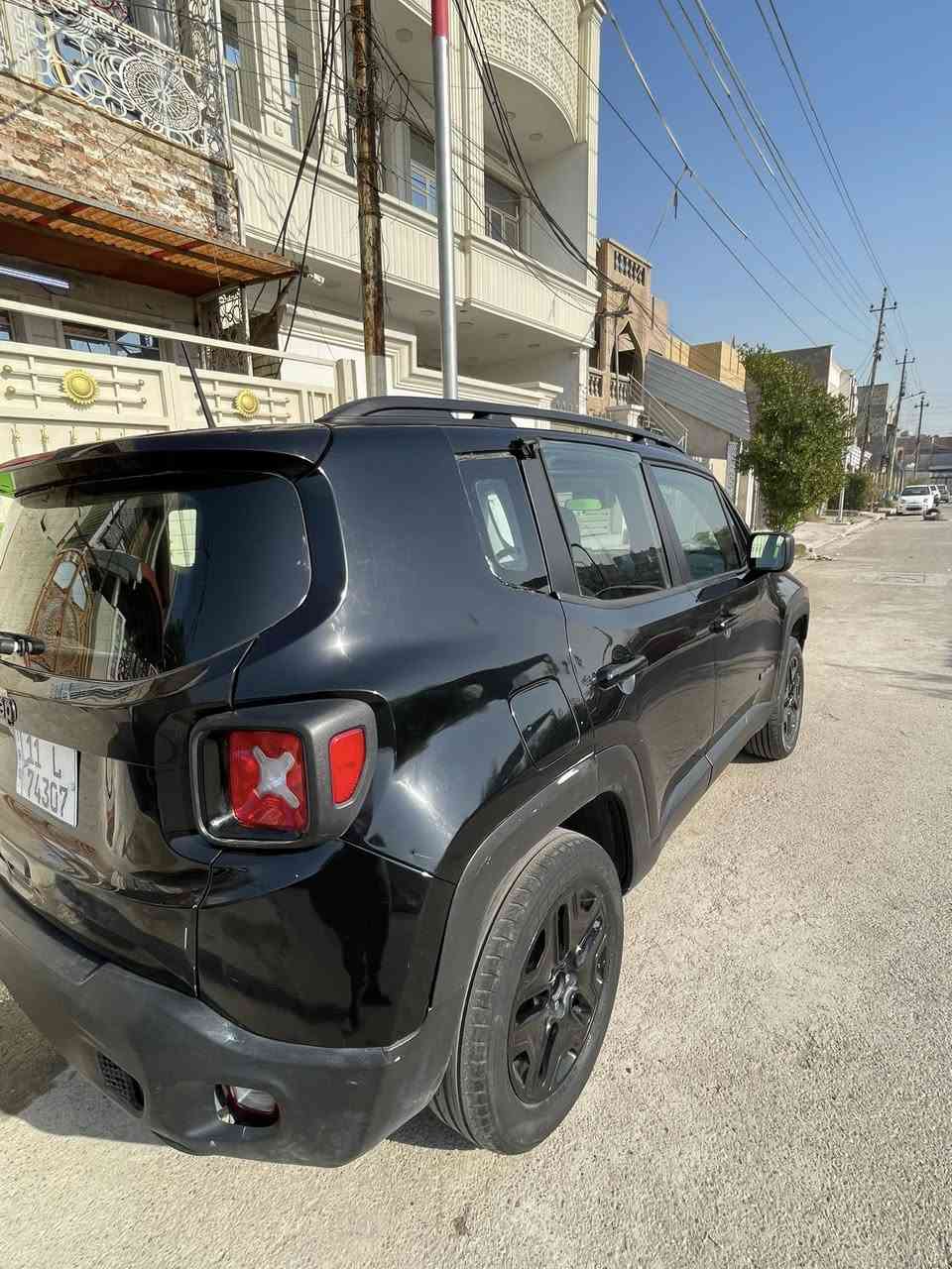 السلام عليكم
جيب رنجيد 2020
ماشية 129
المكينة 2400
سيارة حلوة وجاهزة ورقم بغداد ب اسمي 
سعرهه 115$
***********
