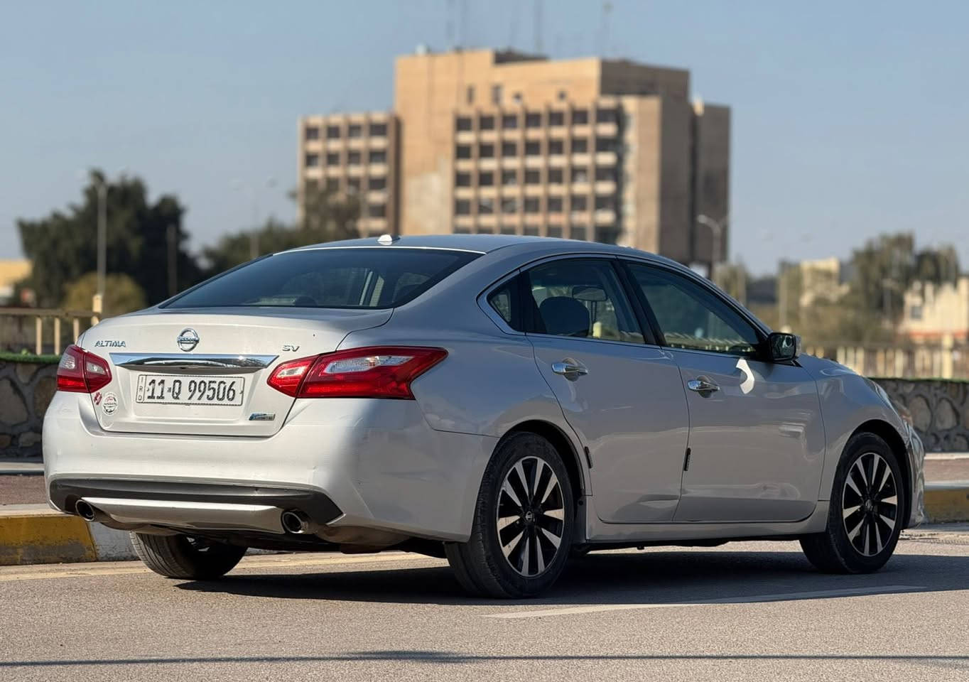 السلام عليكم

نيسان التيما 2018 رقم بغداد 

المواصفات

بصمة تشغيل

بصمة ابواب

مانع انزلاق 

تشغيل عن بعد

تحكم استيرن

مثبت سرعة 

كشن كهرباء

كاميرا خلفية 

ماشية 203الف كيلو متر

الحادث موضح بالسونار بدون دواخل نهائياً  بدون ايرباك كلة سليم 

السيارة  جاهزه هزة و سنويه جديدة شادلهة براد گير مع بصمتين

السعر123 

المكان ديالى /بعقوبة  للاستفسار الاتصال
***********
