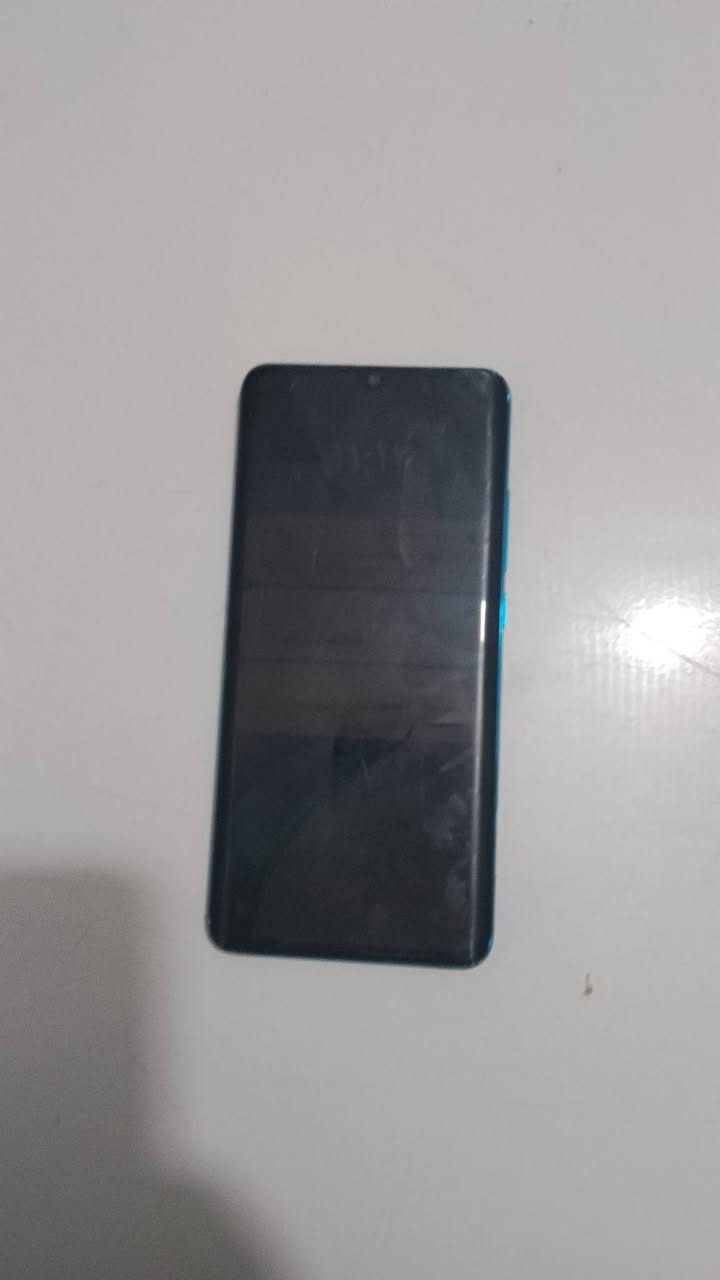 السلام عليكم
شاومي mi10pro جهاز ٦٠فربم قوي بل الالعاب ذاكره ٢٥٦بس ضهره مكسور والشاشه بيه فطور جهاز كله شغال السعر١٥٠وبي مجال بغداد الشعب 
***********
