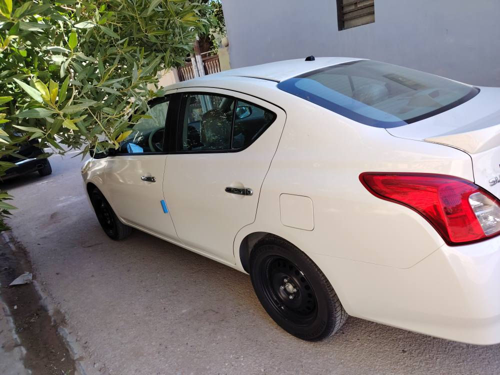 السلام عليكم
نيسان صني 2026 ماشيه 2000
بعته زيرو
السعر ١٣٠ قفل
العنوان النجف غير متواجد *********** النجف, العراق
