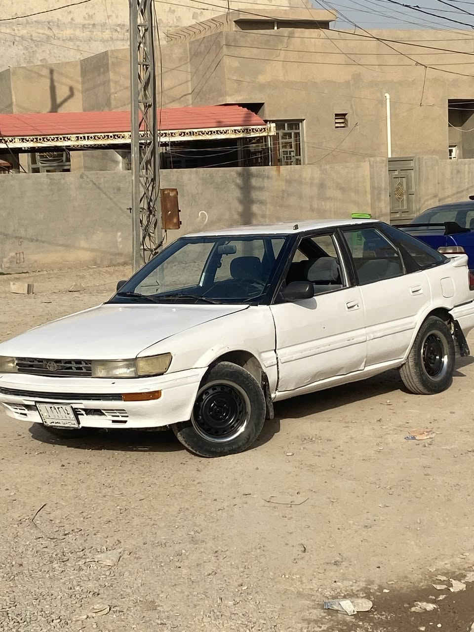 السلام عليكم
تويوتا كورلا

موديل 1992

كير اوتماتيك

كير محرك شغالات 

تايرات نضيفه

مكينه تبخير

شغاله وكامله انكر سلف وين ماتريد بوجهك لتوكف

كير جديد وصدر جديد باتري جديد

سنويه لل2028تحويل او وكاله اذا عندك راتب رعايه

مكان السياره صلاح الدين سامراء 

للاستفسار الاتصال

***********
