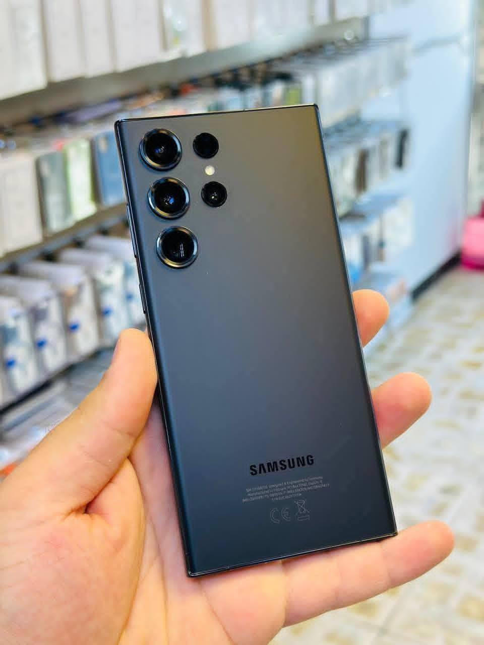 كلكسي s23 الترأ اسود  ذاكره 256 عشوائيه 12
للبيع او مراوس جهاز شرط الفحص ضمان موجود
نضافه 100% 100  دبل شريحه  سعره 700 الف
 *********** مكاني كربلاء جهاز مع كيبل شحن اصلي كربلاء, العراق
