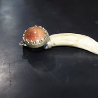 ناب ذئب • تعليقة نحاس • عقيق هندي