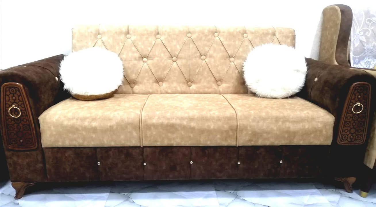 مرحبا..
عندي هذا التخم للبيع شغله تزكام درجه اولى 
اخذته ب٥٥٠ الف قبل فتره قليل جدا للاستقبال رايدته ب٥٠٠ الف امانه الله جديد ونظيف جدا سبب البيع التخم جبير والمكان صغير وماخذ المساحه كله والي يجي راح يشوف المكان شلون مملي بالتخم.. حتى يكون الكلام صادق بالمنشور
 التخم.....
يتكون من قنفات كبار عدد ٢
وقنفه وسط عدد ١ 
وكراسي عدد ٢ 
الخشب تركي درجه اولى وعلى الفحص 
خشب المقاعد بلوك درجى اولى شرط يتحمل اوزان ثقليه جدا وتجون وتشوفون كبالكم 
العنوان الديوانية حي النسيج قرب متوسطه الرازي 
التواصل على الخاص


**إذا كنت صاحب هذا الإعلان وتريد حذفه لأي سبب، رجاءا أرسل رسالة إلى الدعم الفني**