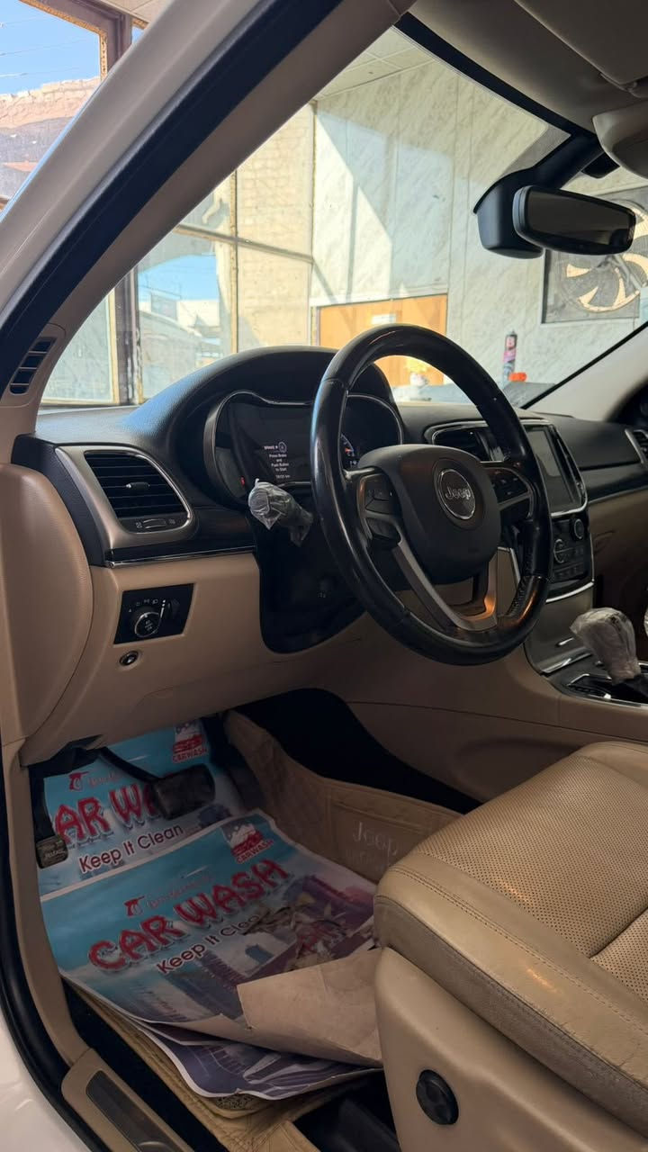 ‏سلام عليكم ورحمة الله وبركاته للبيع جيب لا أريده 2020 Limited شركة هارلم رقم بغداد الدولي سيارة ماشي 80,000 مكان السيارة شارع حيفا رقم الهاتف *********** سيارة مقفولة الصبغ من البارد التبديل
