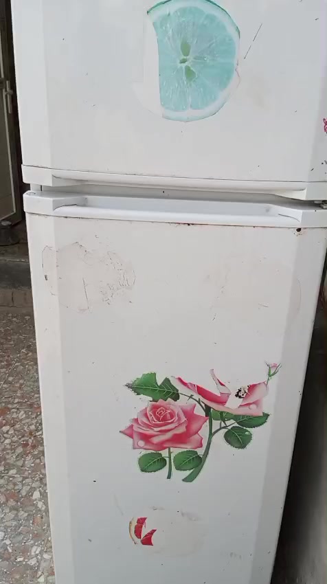 ثلاجه للبيع ب١٠٠ وبيها مجال مكان جسر ديالى


**إذا كنت صاحب هذا الإعلان وتريد حذفه لأي سبب، رجاءا أرسل رسالة إلى الدعم الفني**