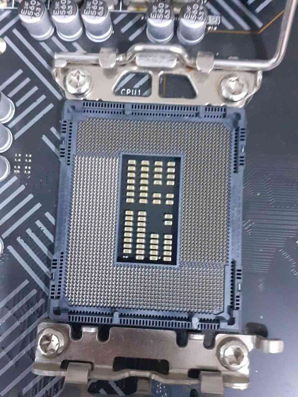 I5 12400
بيه كرت شاشه داخلي للسعر 170
B660A pro msi 
مذربورد محدث البايوس مالها تقبل جيل 12و13و14 براند قوي تشغل i9 بدون إعاقه 160الف
Ram 16gb 8*2 3600 black T force 
بي 120
كيس حاسبه مع 3 فان argb و تحكم سرعه بي 65للف
Hdd 4T nas seagate  بي 120الف مستعمل 10 ساعه 
مكاني موصل توصيل متوفر (اخذ رصيد لان القطع غاليه و فوت على حسابي بل كروب و شوف شكد بايع غراض و محد ناشر عليه ) 
8التوصيل 
Ssd m.2  lexar 2T nm790 مستعمل 4 يوم و شويه
260


**إذا كنت صاحب هذا الإعلان وتريد حذفه لأي سبب، رجاءا أرسل رسالة إلى الدعم الفني**