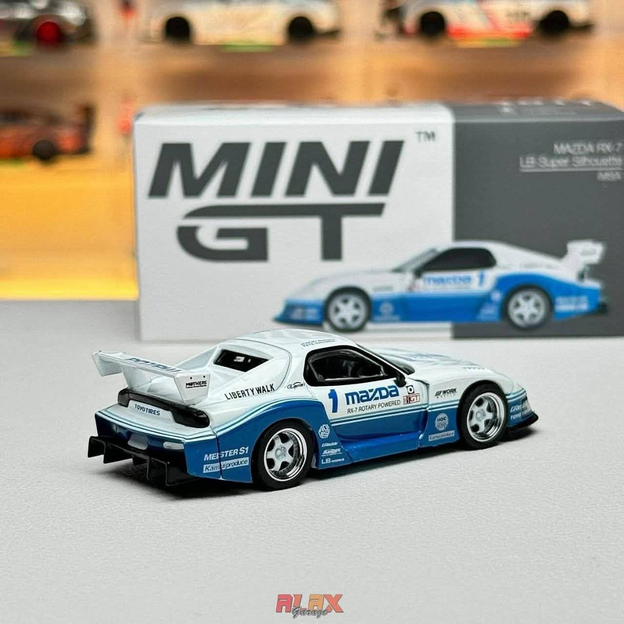 مجموعةً قطع عليها خصم ‼️
لفترة محدودة🤝

 
سعر القطعة 21 الف✅

#diecast #cars #minigt #diecaster #scale64 #masdi


**إذا كنت صاحب هذا الإعلان وتريد حذفه لأي سبب، رجاءا أرسل رسالة إلى الدعم الفني**