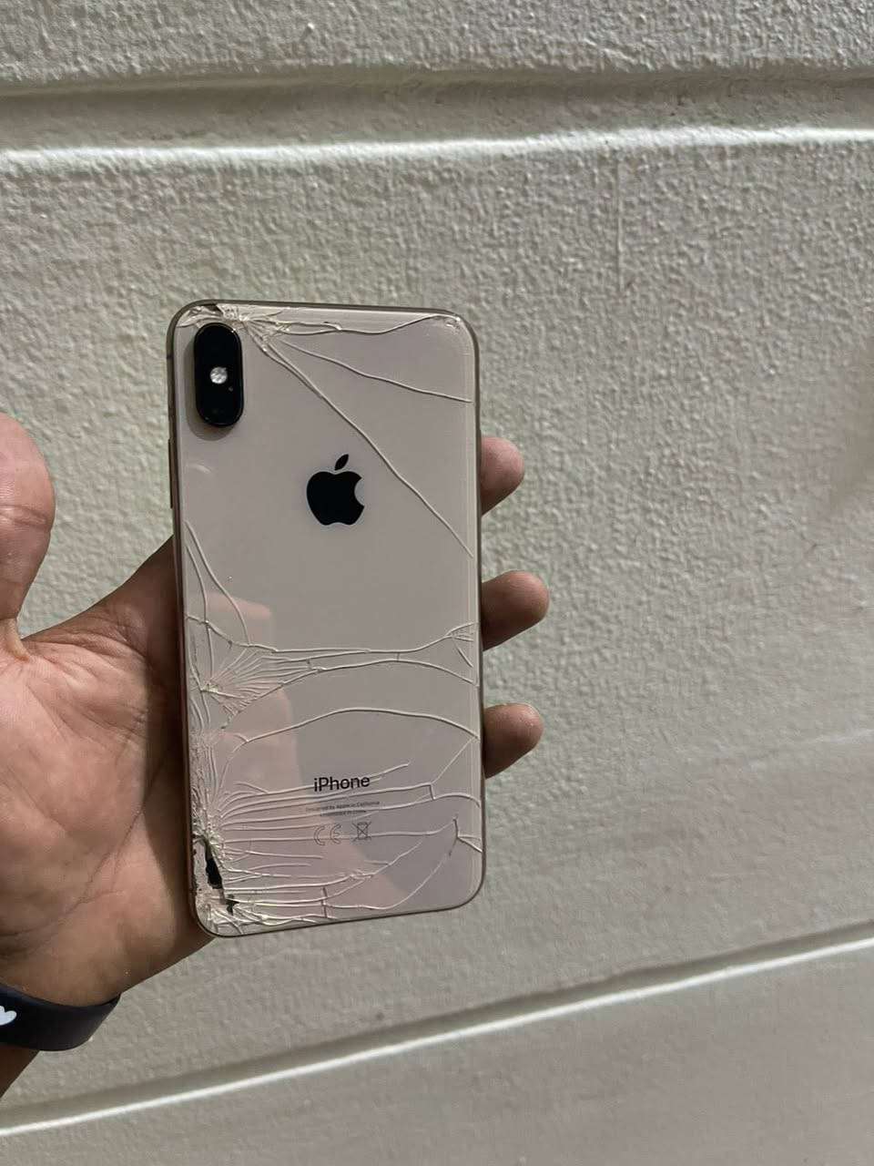 سلام عليكم l iPhone Xs Max  ذاكره 64 مبدل شاشه وبطاريه بي عواج كلش بصيط بشاصي للبيع او مراوس السعر 140 وبي مجال


**إذا كنت صاحب هذا الإعلان وتريد حذفه لأي سبب، رجاءا أرسل رسالة إلى الدعم الفني**