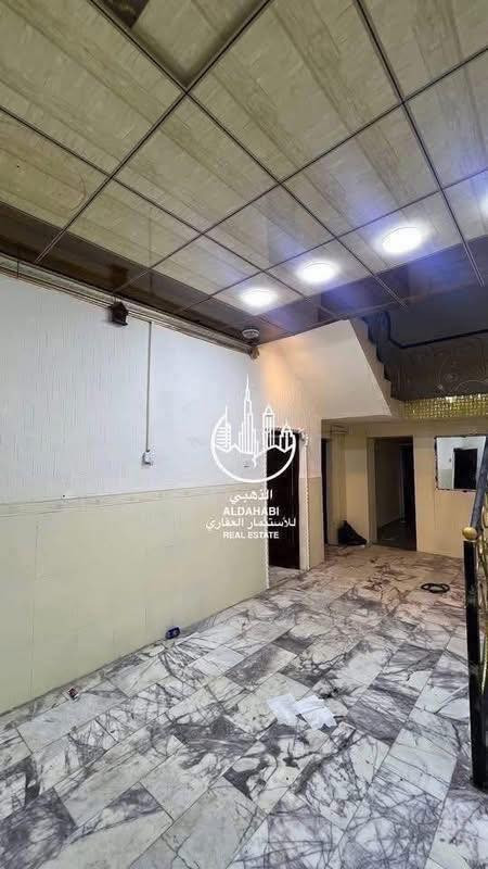 للايجــــــــــــار ✅ 
.
بيت طابقين للايجار  في الطويسه على شارع عريض
 يحتوي ثلاث غرف يصلح للشركات والسكن 

مواصفات البيت / 
.
ثلاث غرف منام ، استقبال ، صالة ، مطبخ ، صحيات 
.
سعر الايجار مليون
.

✅ الذهبي للاستثمار العقاري ✅

#مجــــــاز_قانــــــــونيــاً
—————————————
#ملاحظه لعملائنا الكرام يتوفر لدينا عروض عقاريه بيوت للبيع والايجار في كافة مناطق محافظة البصره كذلك يتوفر لدينا بنايات تجاريه للبيع في مناطق ممتازه بوارد شهري ممتاز 
‏‌‎ للمعلومات اكثر التواصل على الارقام الموضحه او زيارة
الموقع 
البصره_ شارع عام حي الزهراء _ قرب مستشفى النفط
***********

#عقارات #بيت #دار #للبيع #استثمار #البصرة #العقارات #الجنينه #الطويسه #كورنيش_شط_العرب #ايجار #بيع 
#مركز_البصرة
