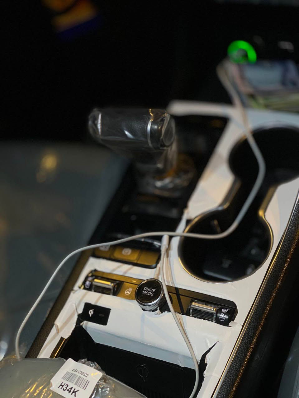 السلام عليكم

كيا 2021 K5 EX فول مواصفات واحد على واحد مكفوله كفاله عامه داخله تقرير مياهه تعمل وتسير والسياره قطره مااي ما داخللهه شرط الفحص رقم بصرة معوقين بعدد سنه تصير حره وكاله عامه الك السياره بدون حادث كفاله عامه 

المواصفات EX فول 1/1. 

1- بصمة ابواب + تشغيل عن بعد. 

2- شاشة حجم كبير + داخل صاج ملكي. 

3- رادار امامي وجانبي وخلفي و بريك طوارئ وحساسات خلفيه. 

4- هاندبريك بصمة +ميموري كشن + تبريد وتدفئه كشنات وتدفئه استيرن + كشنات الاماميه كهرباااء.+شحن واير ليس. 

5- صندوق ذكي يفتح عند الاقتراب

6- بك عادي

7- ويل كب  كروم

8- تبريد شاشة منفصل+ قطعتين تبريد. 

10- سياقة الكترونية + تحديد مسار.  

12-  نظام الترحيب الصوتي + الشاشات. 

13-  اناره داخليه لمس + اضائة غرفه 7 الوان. 

14- 4 وضعيات قيادة بل ماوس 

15-اوتو هولد للتوقف الالكتروني بل ازدحام. 

16- محرك 1600 turbo 

17-كامرة خلفيه

ملاحضة هاي السيارة تعتبر اعلى فئة وبعدد بيهه موصفات 

185  بيهة مجال بسيط حك الجيه

مكاني البصرة

*********** البصرة, العراق
